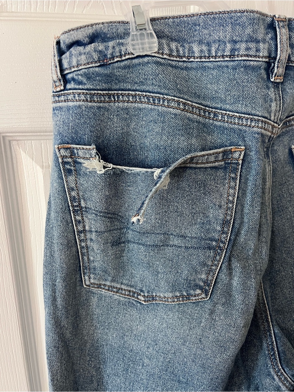 American Eagle Distressed Light Blue Super High-Rise Baggy Straight Leg Jeans - Picture 4 of 13